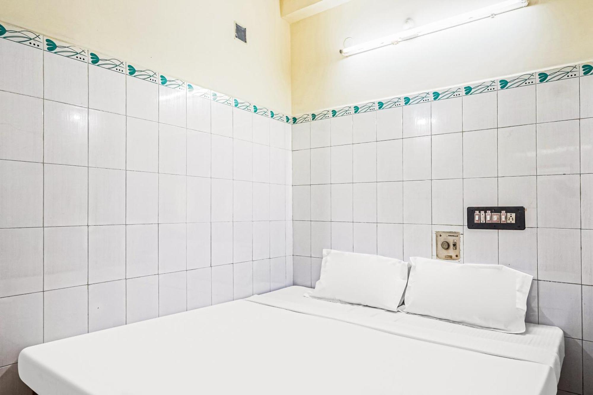 Spot On Venkata Sai Residency Hotel Tirupati Ngoại thất bức ảnh